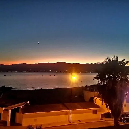 Dormirereggiocalabria ريجّو دي كالابريا