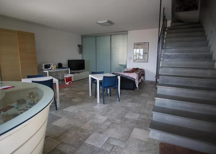 住宿加早餐酒店 Dormirereggiocalabria 雷焦卡拉布里亚